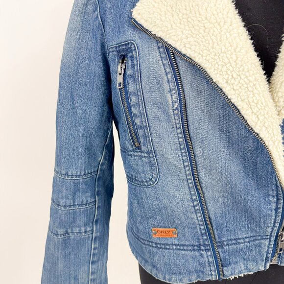 VINTAGE STYLE DENIM SHERLING FUR COLLAR JACKET ZIP UP ONLY BRAND SIZE MEDIUM - Picture 7 of 13